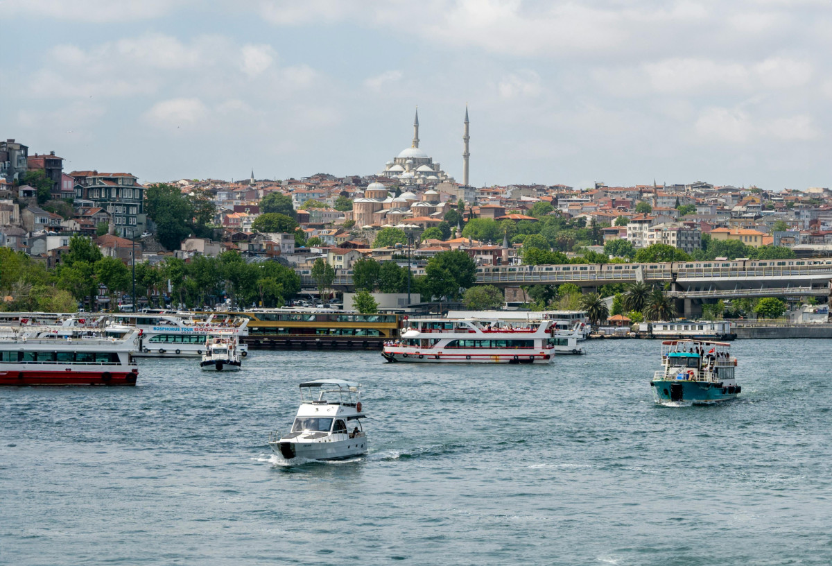 Turquía evoluciona como competidor de España, con un 14% más de turistas