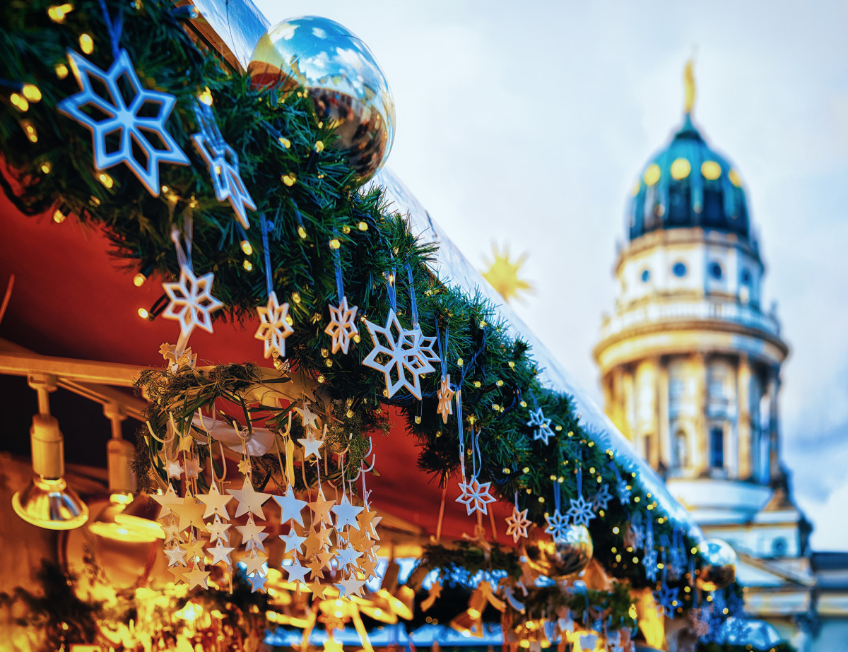 Descubre la magia de los mercadillos navideños con Smytravel