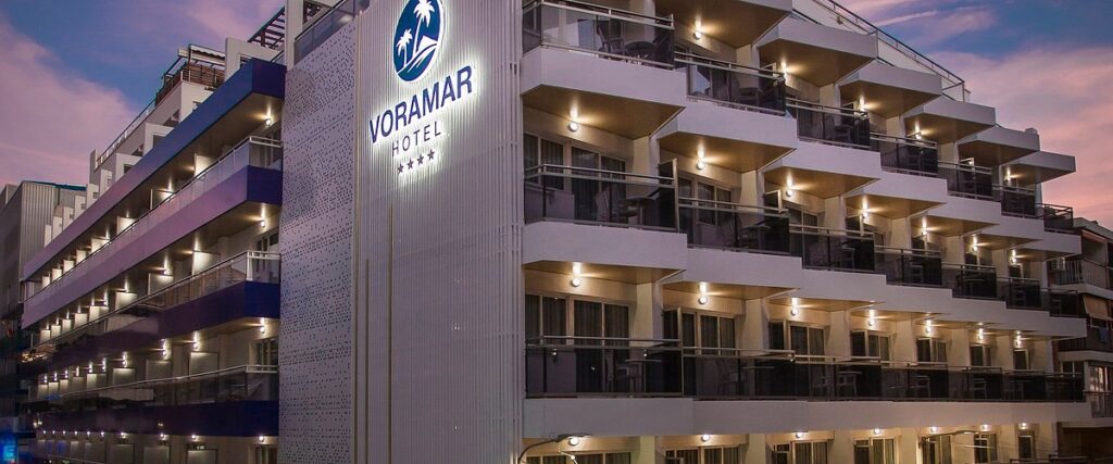 Tripadvisor revela los 25 mejores hoteles de España en los premios Travellers' Choice 2025 4 hotel voramar