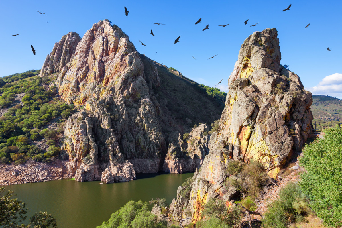 Salto del Gitano en dentro del Parque Nacional de Monfragüe Fuente: Adobe Stock Salto del Gitano en dentro del Parque Nacional de Monfragüe
