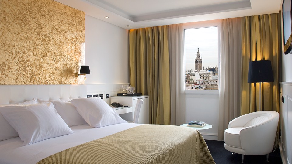 “Queremos que el cliente, cuando piense en Sevilla, piense en el Colón” 7 Hotel Colón Gran Meliá de Sevilla. Entrevista a Rosana González