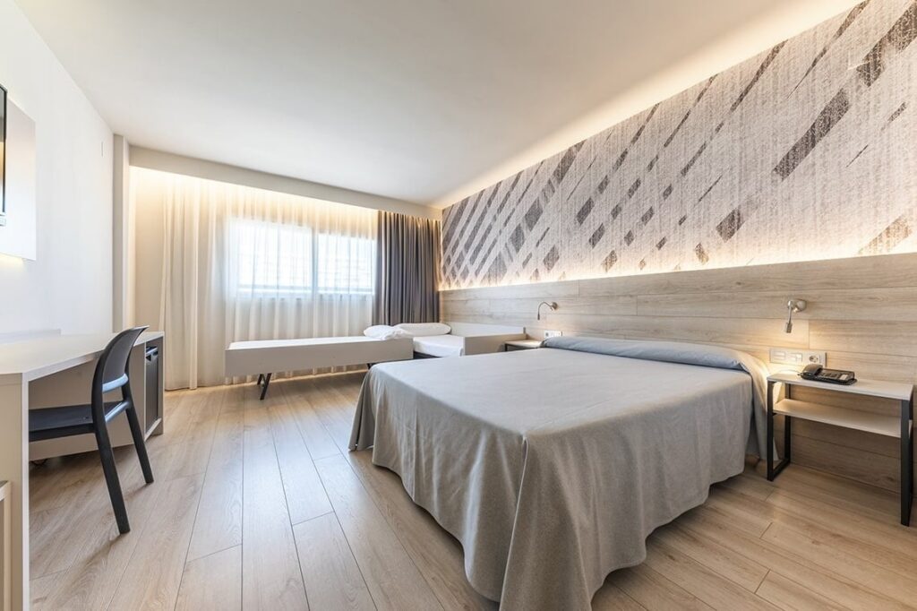Port Alicante City & Beach: el referente hotelero que une experiencia, sostenibilidad y vanguardia 7 habitaciones port hotel alicante