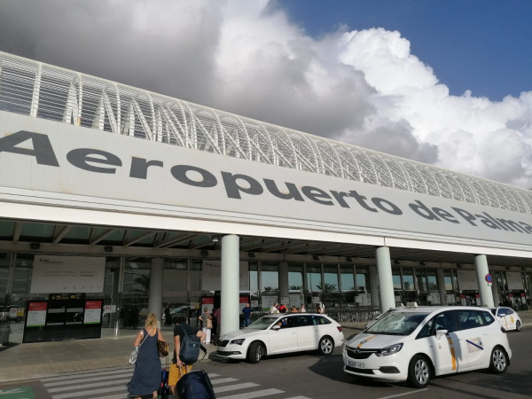 Aena defiende su actual modelo de gestión y descarta propuestas de cambio