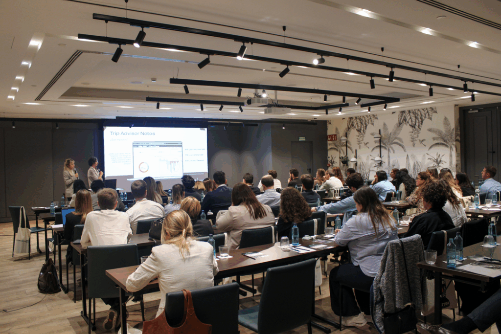 ¿Qué datos importan realmente en revenue management? Revbell responde en su Revenue Makers 8 AIMG 1080 1