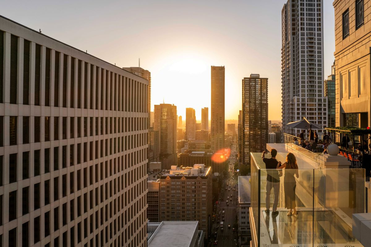 España refuerza su presencia en Chicago con 49.000 viajeros y dos cadenas hoteleras