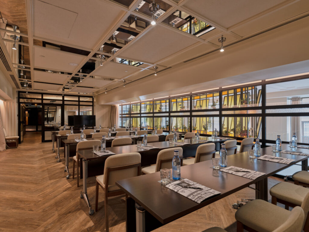 TecnoHotel OnTour llega a Valencia: conectamos innovación, tecnología y hotelería 6 only you salas