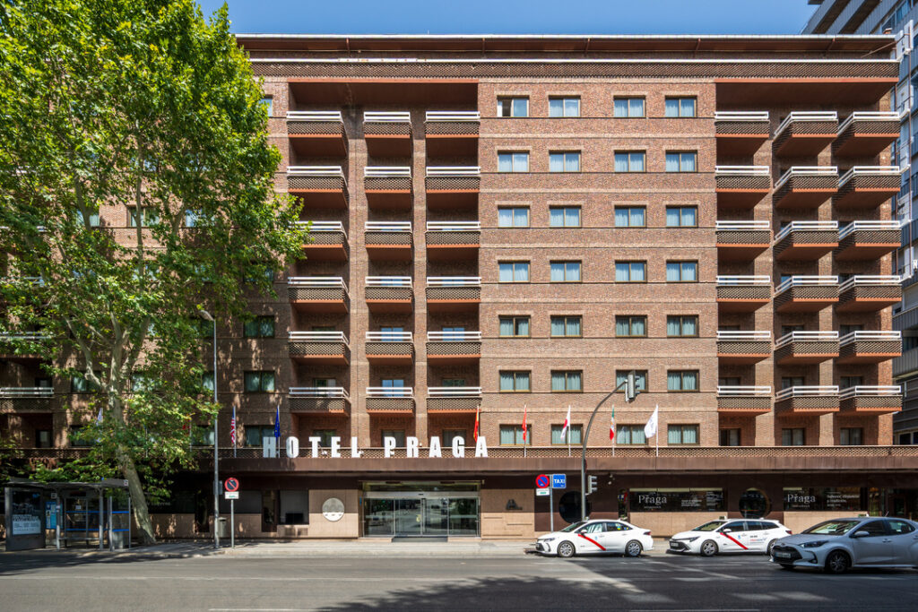 Fachada Hotel Praga