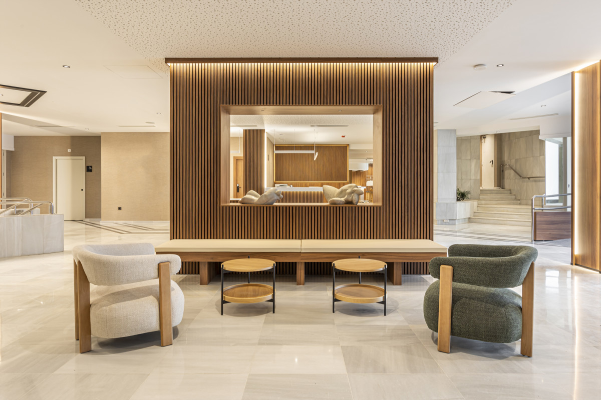 Líbere crece con la marca B48 en Valencia