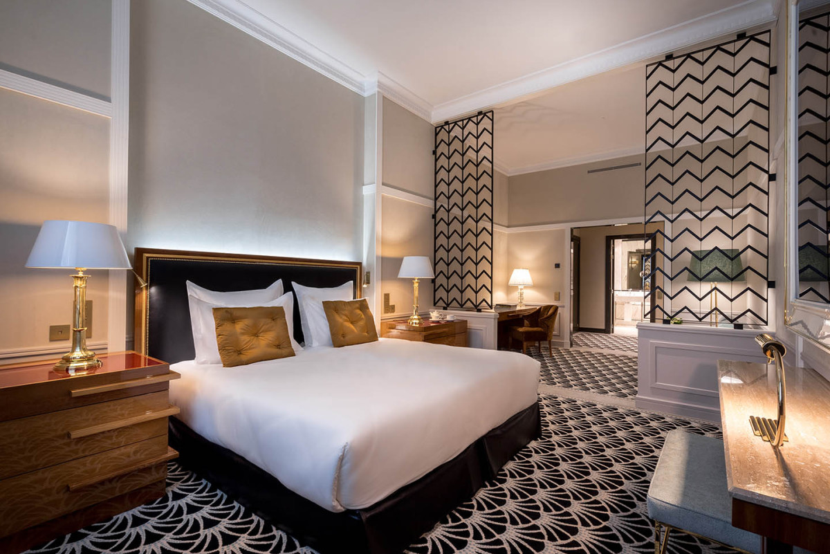 H10 Hotels compra un hotel de 5 estrellas en el centro histórico de Oporto