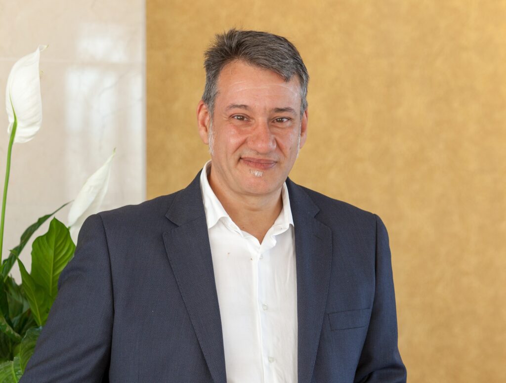 Antoni Homar, Zafiro Hotels