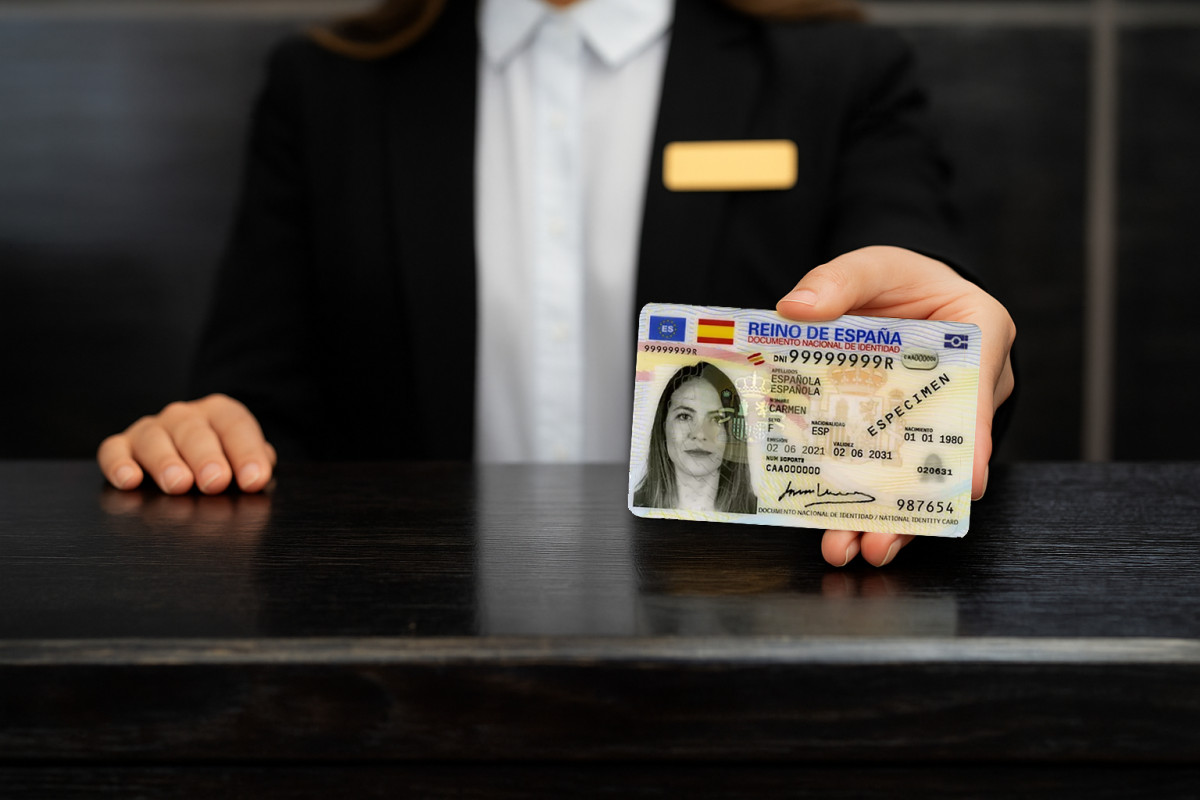 ¿Es legal pedir el DNI en hoteles y viviendas turísticas?