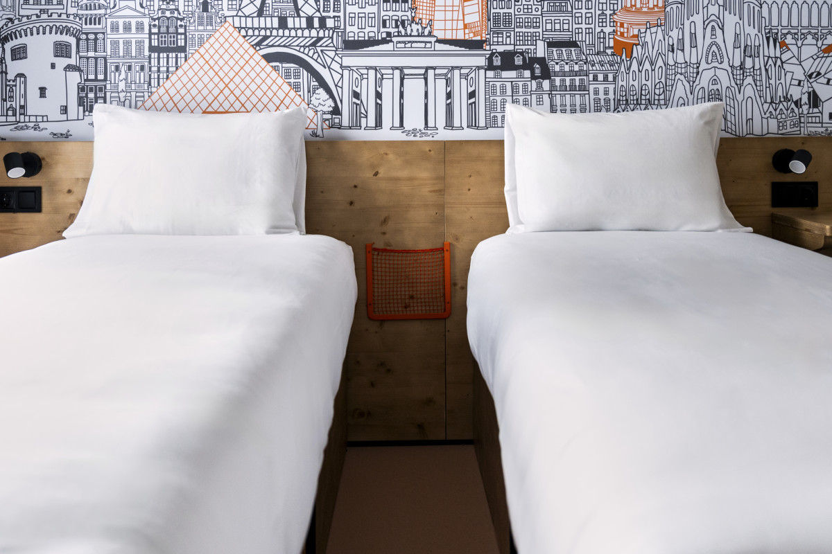 Las 5 pautas del turista español para 2026, según easyHotel
