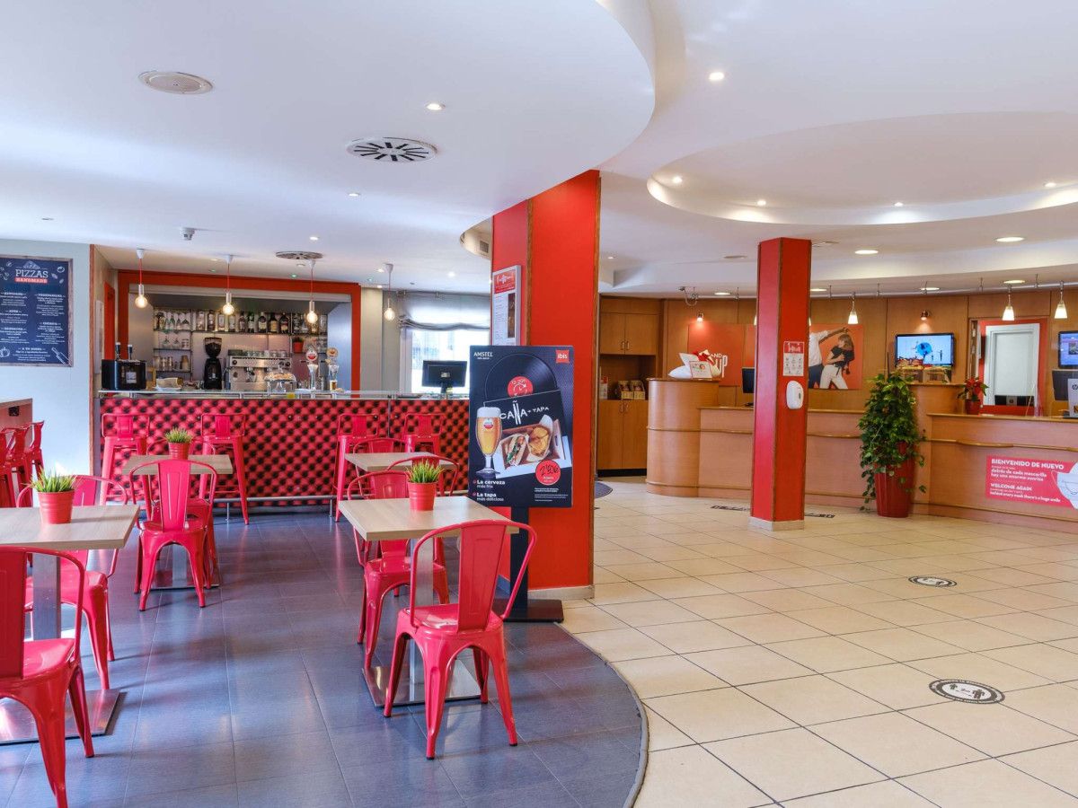 Essendi vende el hotel Ibis Alcorcón Tresaguas a Meridia Capital; ahora gestionado por Continuum Hotel Group.