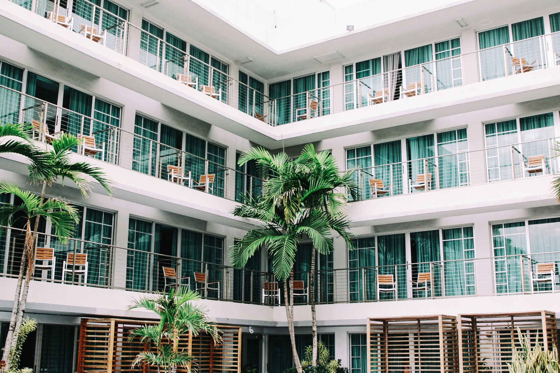 Los hoteles buscan mejorar ocupación y rentabilidad optimizando ventas directas sin depender exclusivamente de OTAs.