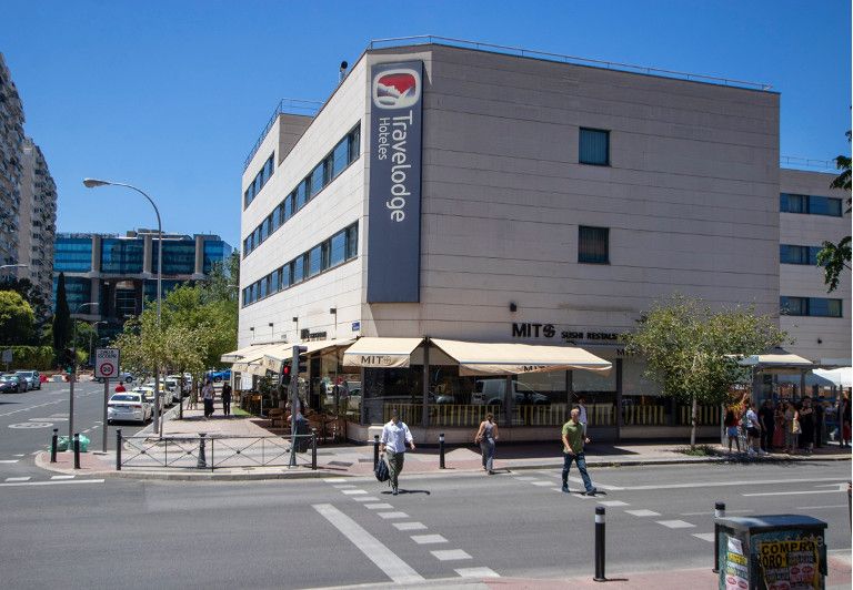 Travelodge Madrid Arturo Soria renueva instalaciones y cambia de nombre tras una inversión de un millón de euros.