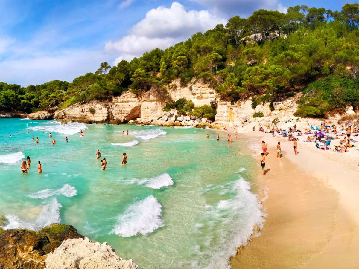 La percepción turística en Baleares mejora ligeramente, alcanzando 5 de 10 en el segundo trimestre de 2026.