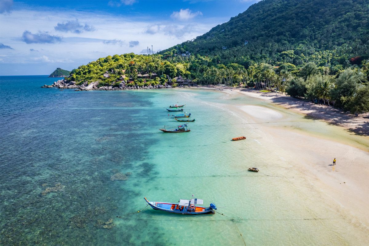 Reservas de españoles a destinos emergentes de Asia crecen significativamente: Indonesia 567%, Tailandia 500%, Japón 226%.