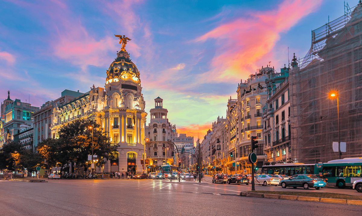 España vuelve a conquistar el gran éxodo chino de otoño