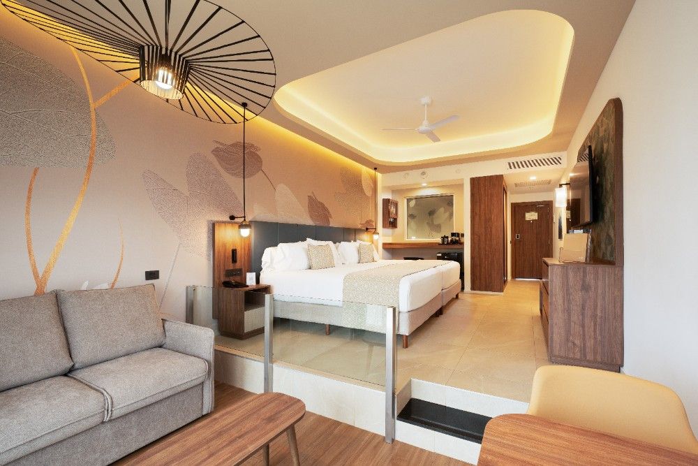 Riu Hotels & Resorts reinaugura Riu Palace México con 434 habitaciones y nueva categoría Elite Club exclusiva.