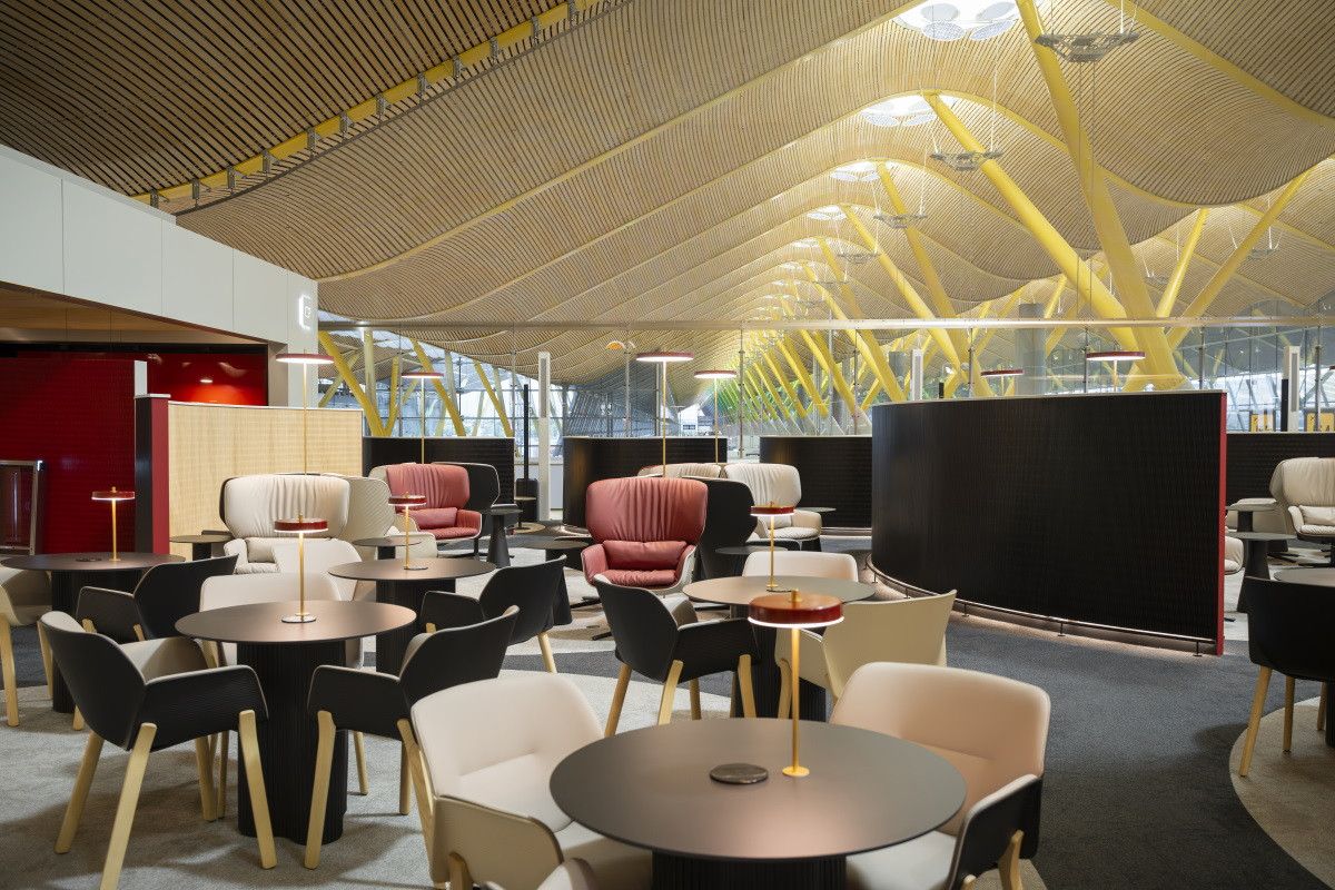 Iberia inaugura sala VIP Emerald Lounge Sorolla en el Aeropuerto de Madrid-Barajas para 128 pasajeros premium.
